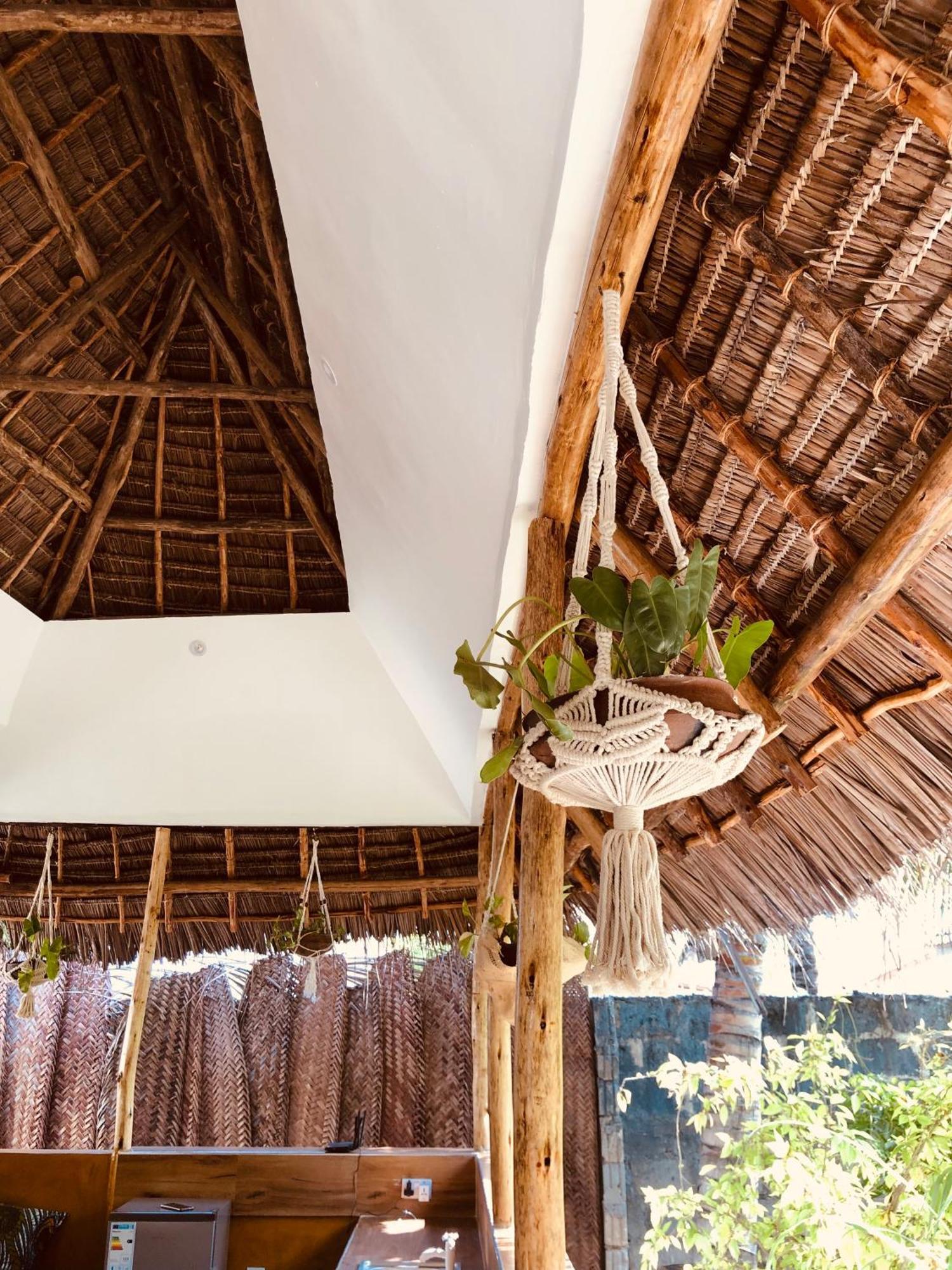 Zanzibar Dream Lodge Bwejuu Exterior photo
